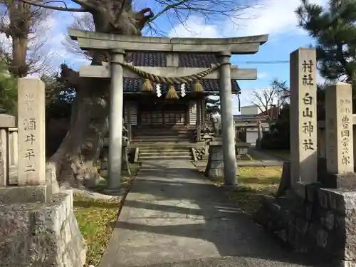 白山神社の鳥居