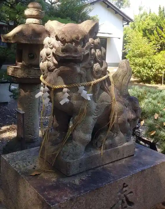刺田比古神社の狛犬