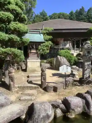 苗村神社の末社・摂社