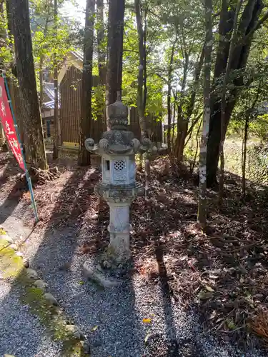 丹生神社の塔