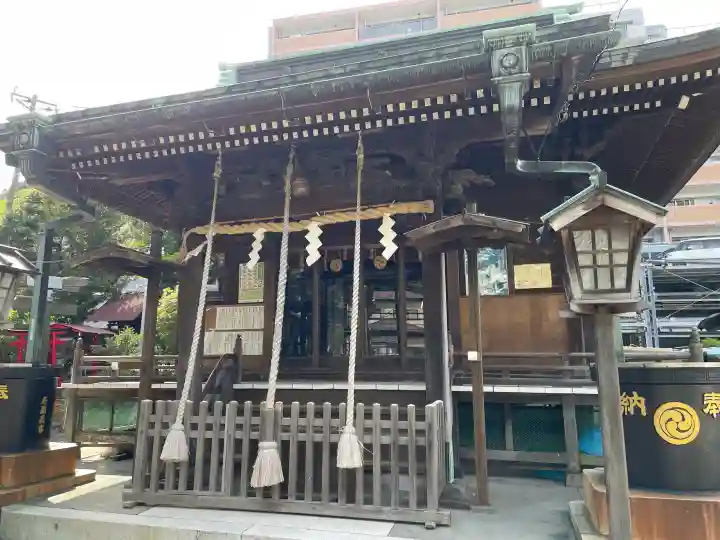 子之神社の{uncategorized: "未分類", other: "その他", undefined: "問題あり", building: "その他建物", grave: "お墓", sacred_gate: "鳥居", guardian: "狛犬", statue: "像", buddha: "仏像", history: "歴史", nature: "自然", garden: "庭園", animal: "動物", pagoda: "塔", temizu: "手水舎", mountain_gate: "山門・神門", sanctuary: "本殿・本堂", subordinate: "末社・摂社", art: "芸術", scenery: "景色", jizo: "地蔵", ema: "絵馬", goshuin: "御朱印", omikuji: "おみくじ", items: "授与品その他", amulet: "お守り", goshuincho: "御朱印帳", eats: "食事", festival: "お祭り", votive_dance: "神楽", shichigosan: "七五三参", wedding: "結婚式", experience: "体験その他", initially: "初詣", around: "周辺", anti_infection: "感染症対策"}