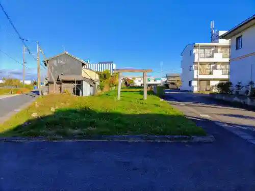 神明社（本甲）のその他建物