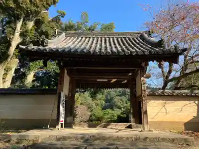 長岳寺の山門・神門