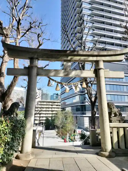 居木神社の{uncategorized: "未分類", other: "その他", undefined: "問題あり", building: "その他建物", grave: "お墓", sacred_gate: "鳥居", guardian: "狛犬", statue: "像", buddha: "仏像", history: "歴史", nature: "自然", garden: "庭園", animal: "動物", pagoda: "塔", temizu: "手水舎", mountain_gate: "山門・神門", sanctuary: "本殿・本堂", subordinate: "末社・摂社", art: "芸術", scenery: "景色", jizo: "地蔵", ema: "絵馬", goshuin: "御朱印", omikuji: "おみくじ", items: "授与品その他", amulet: "お守り", goshuincho: "御朱印帳", eats: "食事", festival: "お祭り", votive_dance: "神楽", shichigosan: "七五三参", wedding: "結婚式", experience: "体験その他", initially: "初詣", around: "周辺", anti_infection: "感染症対策"}