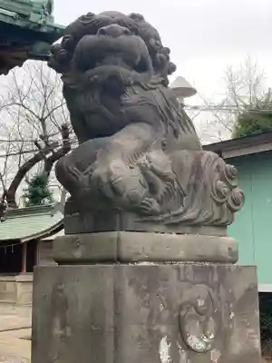 諏訪神社の狛犬