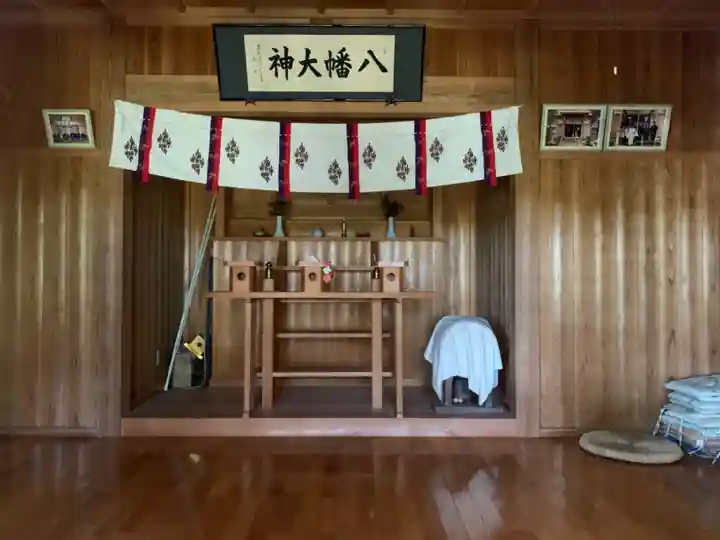 八幡神社の本殿・本堂