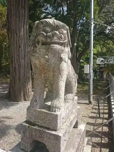 彌美神社の狛犬