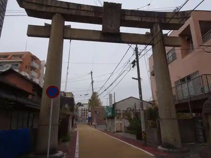 到津八幡神社の鳥居