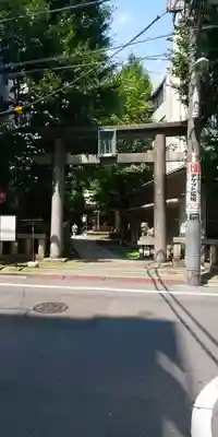 銀杏岡八幡神社の鳥居