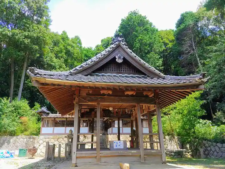 熊野社(大草)の本殿・本堂