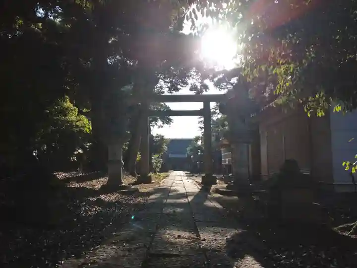 神明社の鳥居
