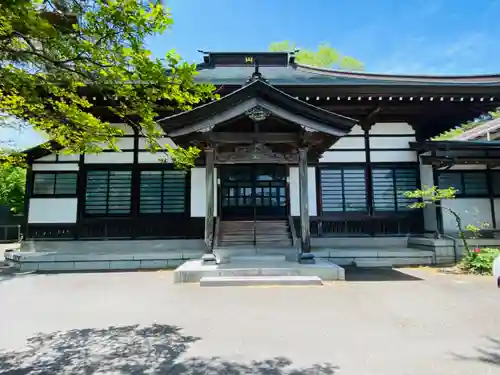 羽黒山観音堂の本殿・本堂