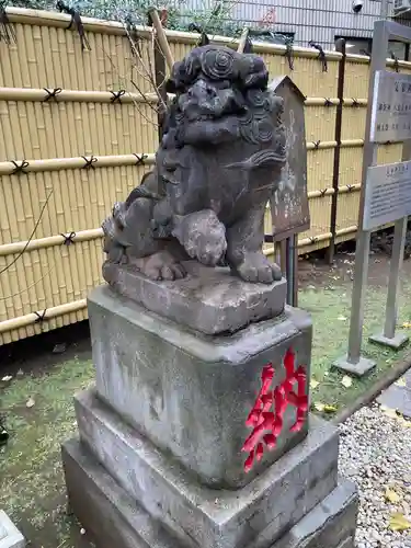 高円寺氷川神社の狛犬