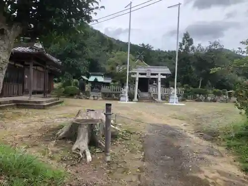 二村神社の鳥居