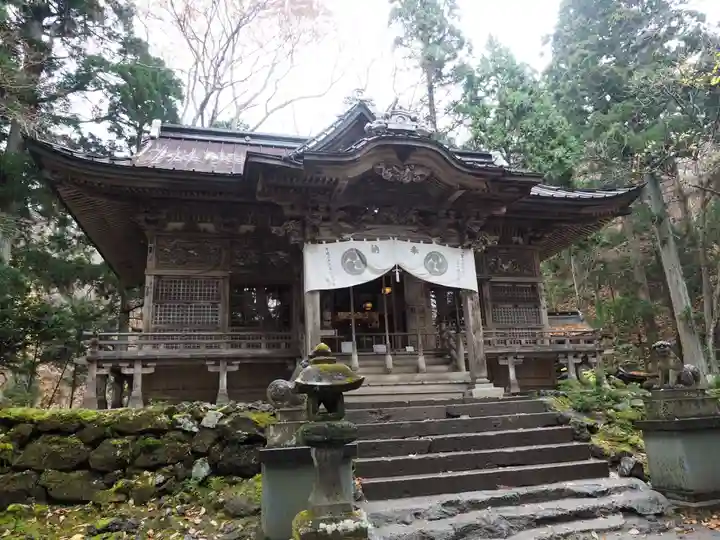 十和田神社の本殿・本堂