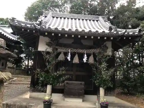 宇閇神社の末社