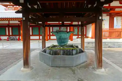 薬師寺の手水舎