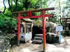 母智丘神社の建物その他