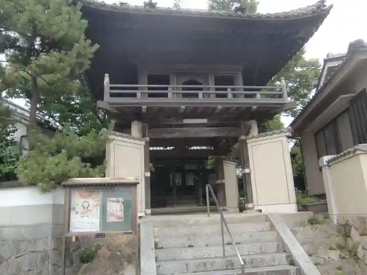 光照寺の山門・神門
