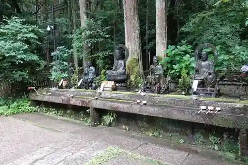 醍醐寺（上醍醐）の手水舎