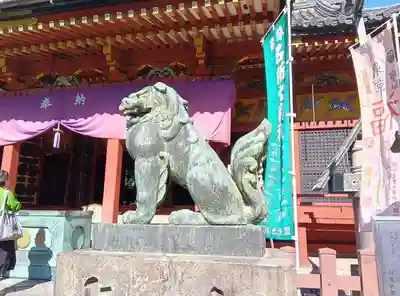 浅草神社の狛犬