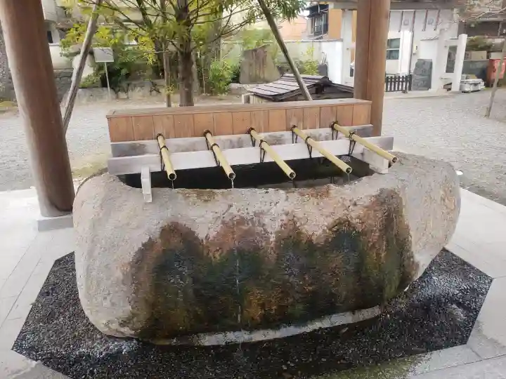 桑名宗社(春日神社)の手水舎