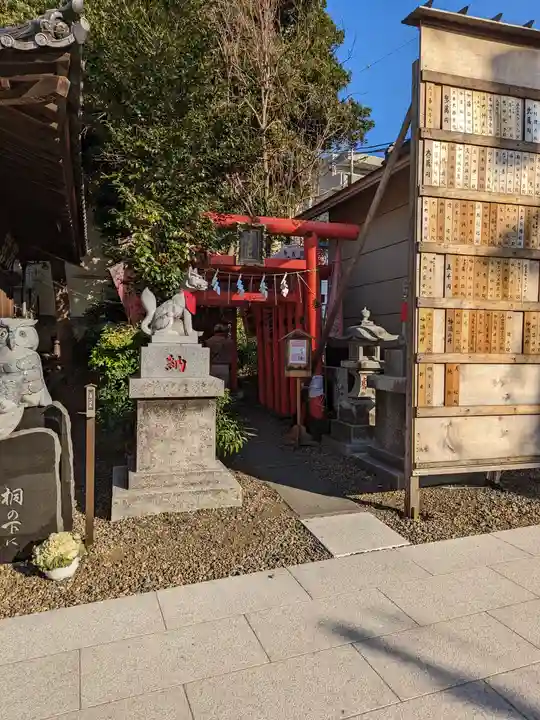 池袋御嶽神社の末社・摂社