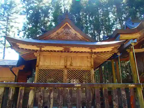 天神社の本殿