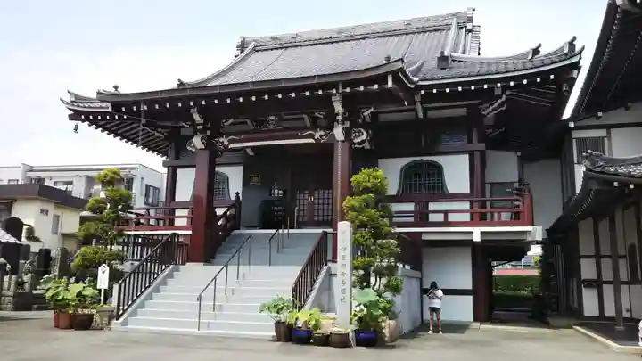 伊豆国分寺の本殿・本堂