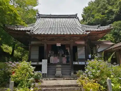 三光寺の本殿・本堂