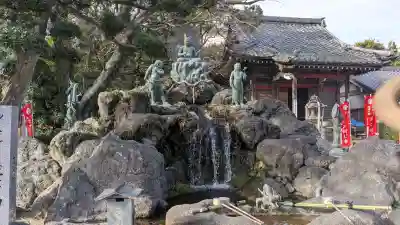 無量寺の{uncategorized: "未分類", other: "その他", undefined: "問題あり", building: "その他建物", grave: "お墓", sacred_gate: "鳥居", guardian: "狛犬", statue: "像", buddha: "仏像", history: "歴史", nature: "自然", garden: "庭園", animal: "動物", pagoda: "塔", temizu: "手水舎", mountain_gate: "山門・神門", sanctuary: "本殿・本堂", subordinate: "末社・摂社", art: "芸術", scenery: "景色", jizo: "地蔵", ema: "絵馬", goshuin: "御朱印", omikuji: "おみくじ", items: "授与品その他", amulet: "お守り", goshuincho: "御朱印帳", eats: "食事", festival: "お祭り", votive_dance: "神楽", shichigosan: "七五三参", wedding: "結婚式", experience: "体験その他", initially: "初詣", around: "周辺", anti_infection: "感染症対策"}