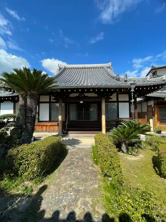 観音寺の本殿・本堂