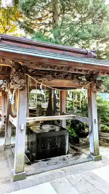 松戸神社の手水舎