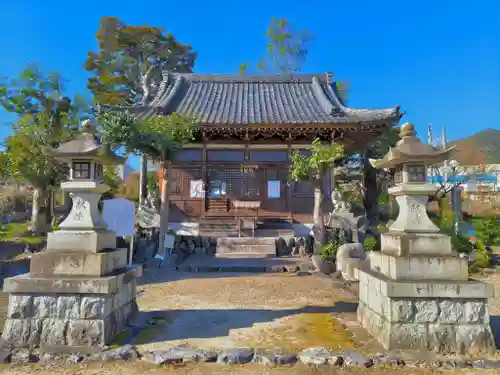 尾津神社（小山）の本殿・本堂