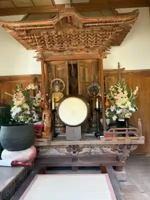 高照寺の{uncategorized: "未分類", other: "その他", undefined: "問題あり", building: "その他建物", grave: "お墓", sacred_gate: "鳥居", guardian: "狛犬", statue: "像", buddha: "仏像", history: "歴史", nature: "自然", garden: "庭園", animal: "動物", pagoda: "塔", temizu: "手水舎", mountain_gate: "山門・神門", sanctuary: "本殿・本堂", subordinate: "末社・摂社", art: "芸術", scenery: "景色", jizo: "地蔵", ema: "絵馬", goshuin: "御朱印", omikuji: "おみくじ", items: "授与品その他", amulet: "お守り", goshuincho: "御朱印帳", eats: "食事", festival: "お祭り", votive_dance: "神楽", shichigosan: "七五三参", wedding: "結婚式", experience: "体験その他", initially: "初詣", around: "周辺", anti_infection: "感染症対策"}