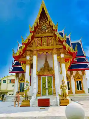 ワットパクナム日本別院の本殿・本堂