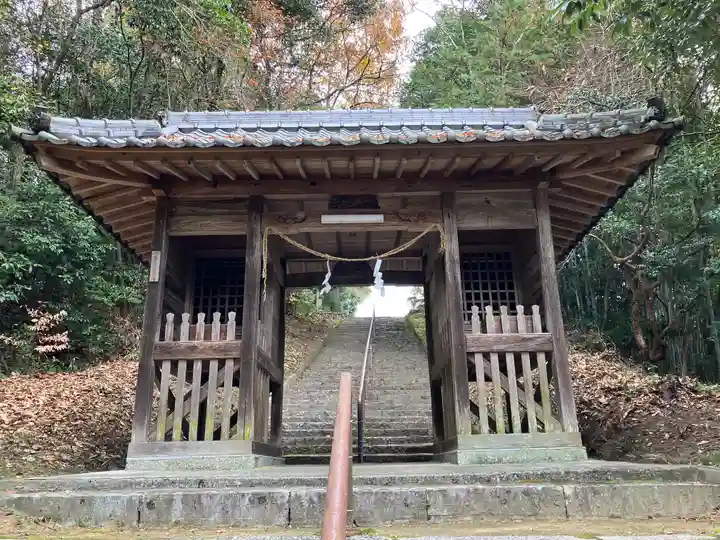 葦守八幡宮の山門・神門