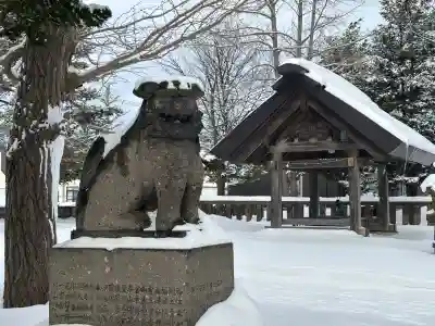 江南神社の{uncategorized: "未分類", other: "その他", undefined: "問題あり", building: "その他建物", grave: "お墓", sacred_gate: "鳥居", guardian: "狛犬", statue: "像", buddha: "仏像", history: "歴史", nature: "自然", garden: "庭園", animal: "動物", pagoda: "塔", temizu: "手水舎", mountain_gate: "山門・神門", sanctuary: "本殿・本堂", subordinate: "末社・摂社", art: "芸術", scenery: "景色", jizo: "地蔵", ema: "絵馬", goshuin: "御朱印", omikuji: "おみくじ", items: "授与品その他", amulet: "お守り", goshuincho: "御朱印帳", eats: "食事", festival: "お祭り", votive_dance: "神楽", shichigosan: "七五三参", wedding: "結婚式", experience: "体験その他", initially: "初詣", around: "周辺", anti_infection: "感染症対策"}
