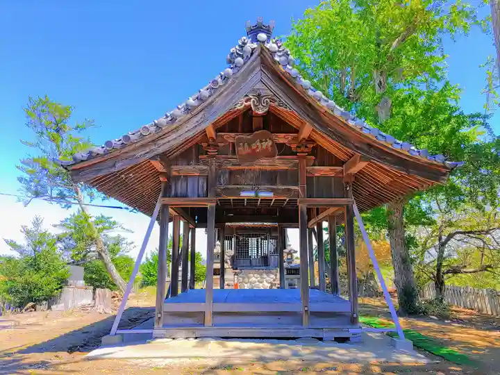 神明社(神明津子新田)の本殿・本堂