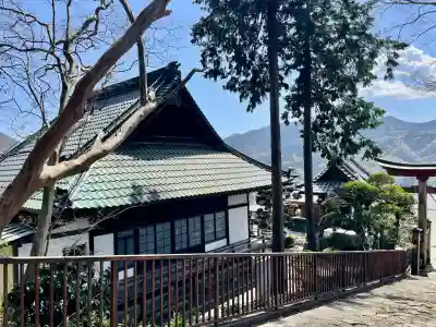 慈眼寺の{uncategorized: "未分類", other: "その他", undefined: "問題あり", building: "その他建物", grave: "お墓", sacred_gate: "鳥居", guardian: "狛犬", statue: "像", buddha: "仏像", history: "歴史", nature: "自然", garden: "庭園", animal: "動物", pagoda: "塔", temizu: "手水舎", mountain_gate: "山門・神門", sanctuary: "本殿・本堂", subordinate: "末社・摂社", art: "芸術", scenery: "景色", jizo: "地蔵", ema: "絵馬", goshuin: "御朱印", omikuji: "おみくじ", items: "授与品その他", amulet: "お守り", goshuincho: "御朱印帳", eats: "食事", festival: "お祭り", votive_dance: "神楽", shichigosan: "七五三参", wedding: "結婚式", experience: "体験その他", initially: "初詣", around: "周辺", anti_infection: "感染症対策"}