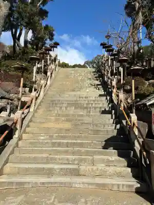 敏馬神社の{uncategorized: "未分類", other: "その他", undefined: "問題あり", building: "その他建物", grave: "お墓", sacred_gate: "鳥居", guardian: "狛犬", statue: "像", buddha: "仏像", history: "歴史", nature: "自然", garden: "庭園", animal: "動物", pagoda: "塔", temizu: "手水舎", mountain_gate: "山門・神門", sanctuary: "本殿・本堂", subordinate: "末社・摂社", art: "芸術", scenery: "景色", jizo: "地蔵", ema: "絵馬", goshuin: "御朱印", omikuji: "おみくじ", items: "授与品その他", amulet: "お守り", goshuincho: "御朱印帳", eats: "食事", festival: "お祭り", votive_dance: "神楽", shichigosan: "七五三参", wedding: "結婚式", experience: "体験その他", initially: "初詣", around: "周辺", anti_infection: "感染症対策"}