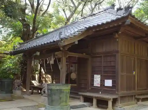丹生神社の本殿・本堂