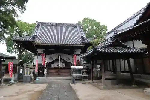 圓明寺の本殿