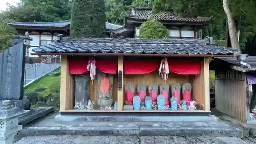 長福寺の地蔵