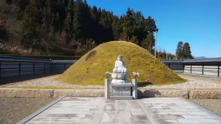 御誕生寺(猫寺)(福井県)