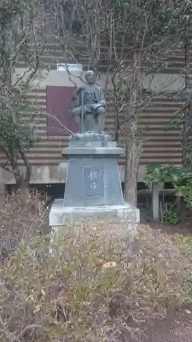 今市報徳二宮神社の像