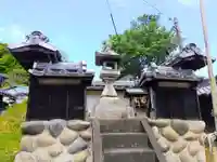 御嶽神社の山門・神門
