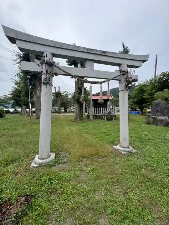 浜中島弁財天(長野県)