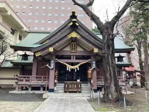 三吉神社の本殿・本堂
