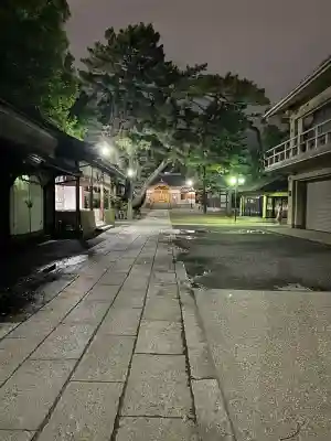 茨木神社の{uncategorized: "未分類", other: "その他", undefined: "問題あり", building: "その他建物", grave: "お墓", sacred_gate: "鳥居", guardian: "狛犬", statue: "像", buddha: "仏像", history: "歴史", nature: "自然", garden: "庭園", animal: "動物", pagoda: "塔", temizu: "手水舎", mountain_gate: "山門・神門", sanctuary: "本殿・本堂", subordinate: "末社・摂社", art: "芸術", scenery: "景色", jizo: "地蔵", ema: "絵馬", goshuin: "御朱印", omikuji: "おみくじ", items: "授与品その他", amulet: "お守り", goshuincho: "御朱印帳", eats: "食事", festival: "お祭り", votive_dance: "神楽", shichigosan: "七五三参", wedding: "結婚式", experience: "体験その他", initially: "初詣", around: "周辺", anti_infection: "感染症対策"}